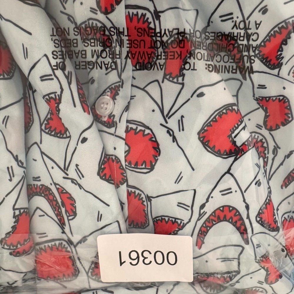 New RSVLTS Shirt Mens XXL Red Great White Shark Jaws KUNUFLEX Short Sleeve - Picture 13 of 13